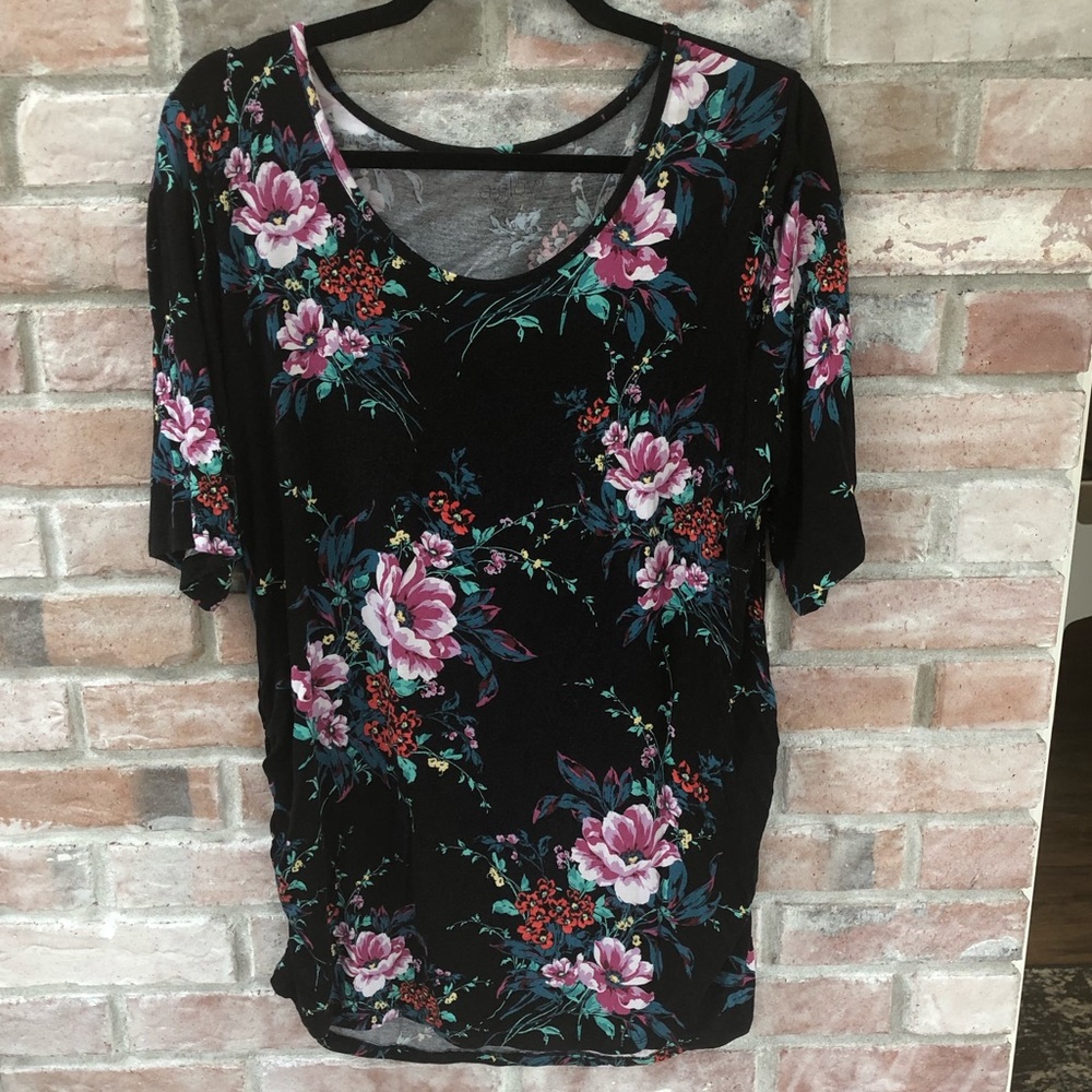 A Glow Maternity Shirt-Black Floral XL